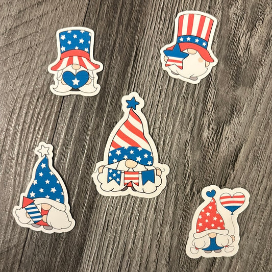 Patriotic gnomes!