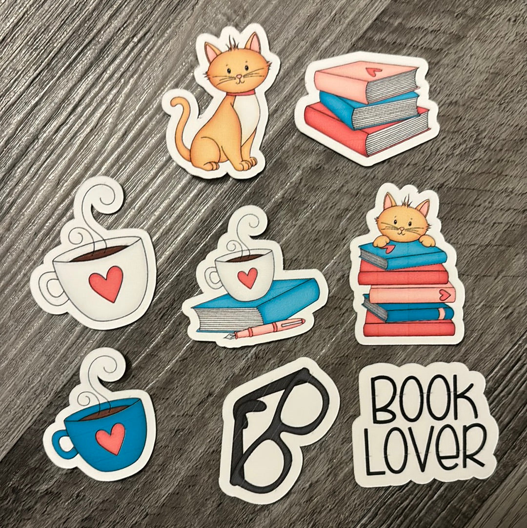 Book lovers & kitties!